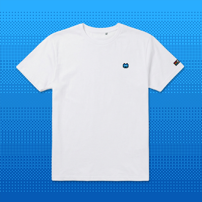 Pixel Alien Blau – Besticktes Bio T-Shirt // No. 022