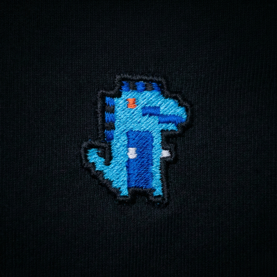 Pixel Dino Blau – Bestickter Bio Pullover — Zweites Produktbild