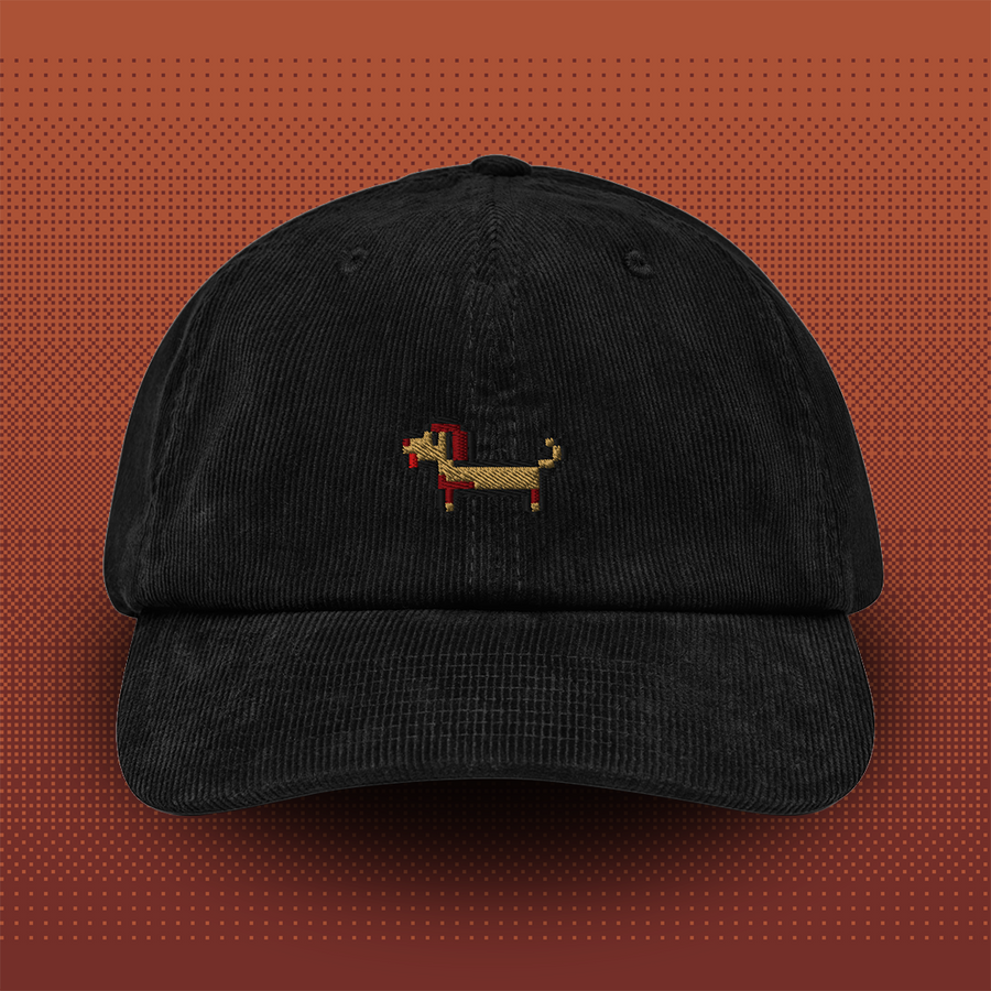 Pixel Dackel Gustl – Bestickte Cord Cap