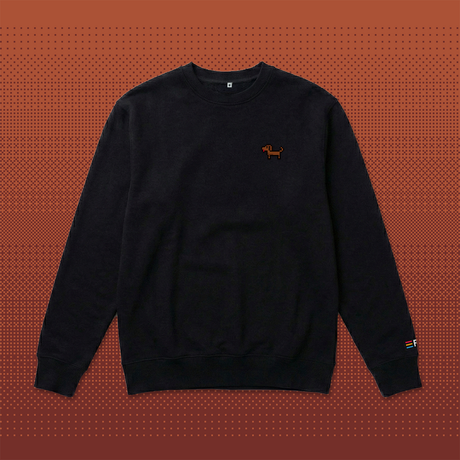 Pixel Dackel Gustl – Bestickter Bio Pullover