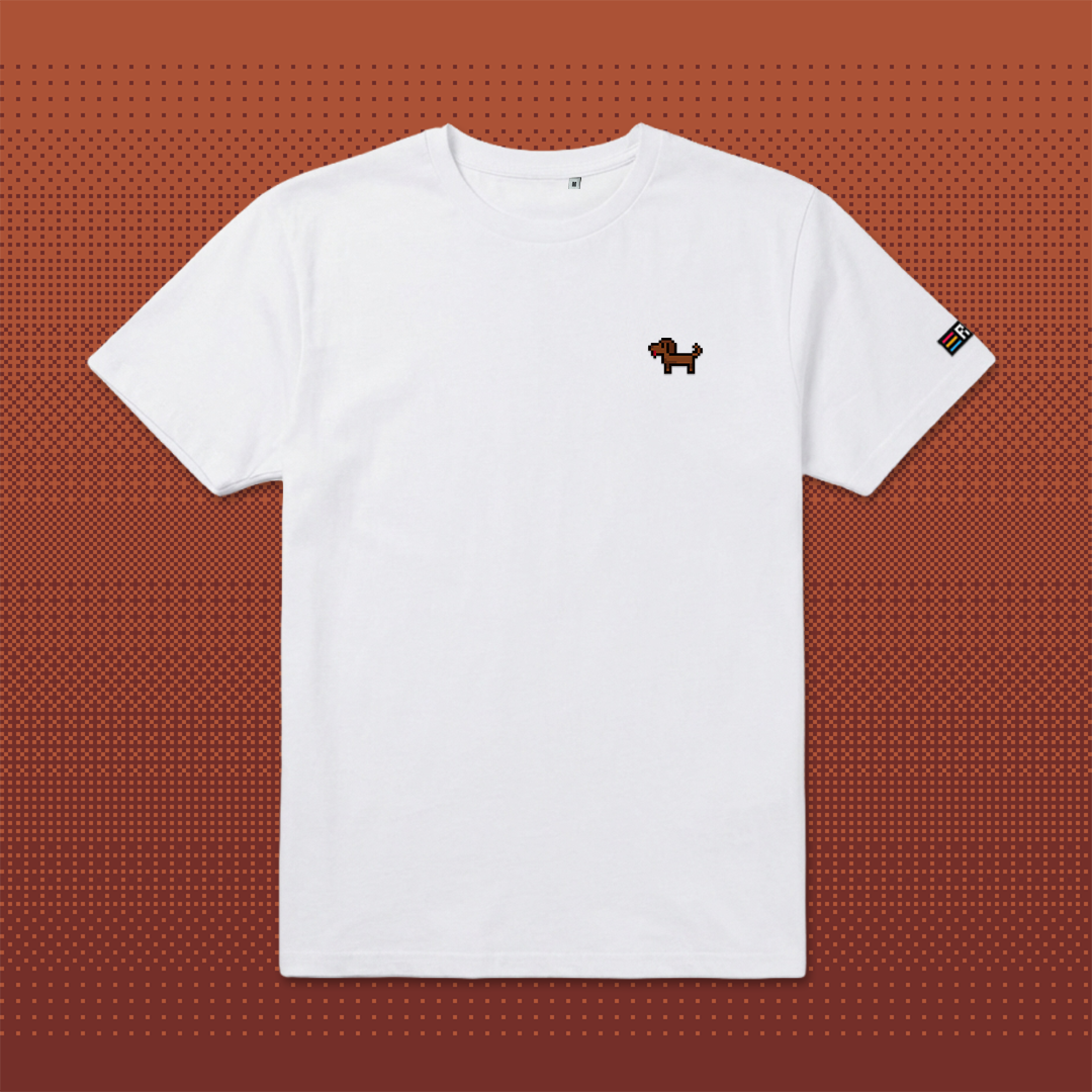 Pixel Dackel Gustl – Besticktes Bio T-Shirt // No. 020