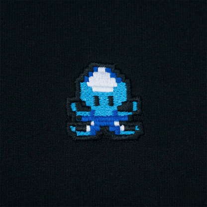 Pixel Krake – Bestickter Bio Pullover // No. 001