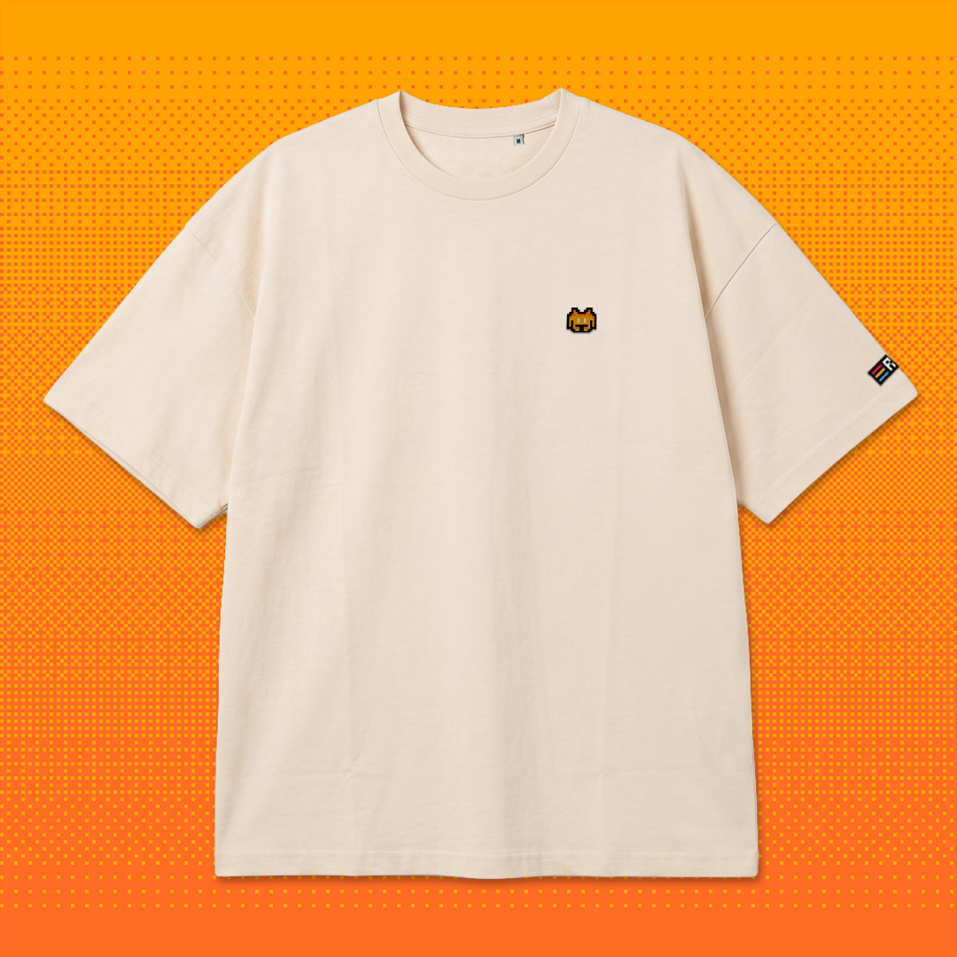 Pixel Alien Orange – Besticktes Bio Oversized T-Shirt // No. 022