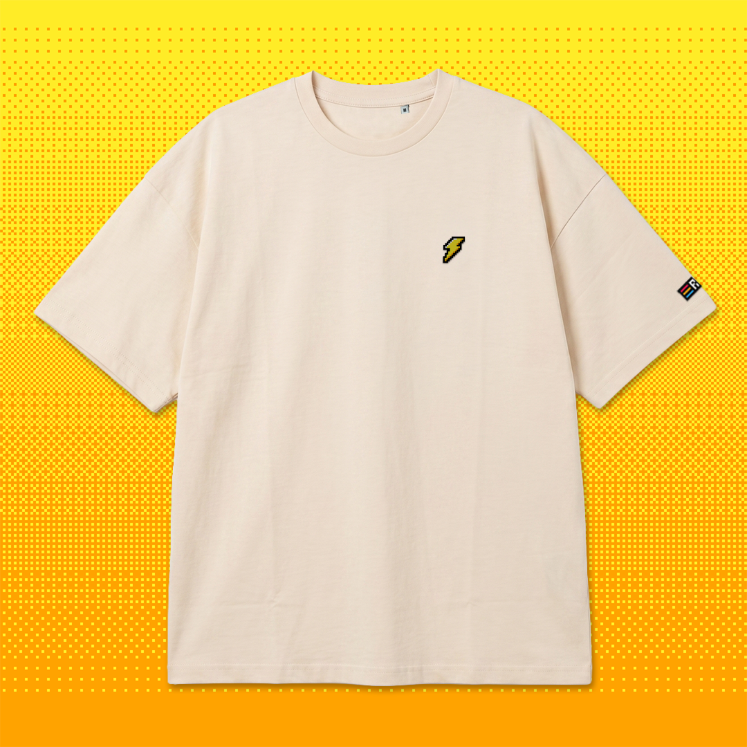 Pixel Blitz – Besticktes Bio Oversized T-Shirt // No. 014
