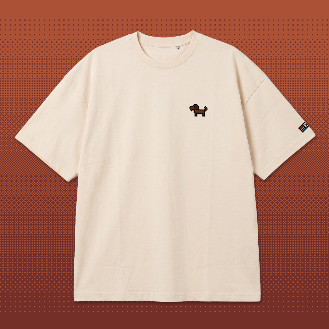Pixel Dackel Gustl – Besticktes Bio Oversized T-Shirt // No. 020