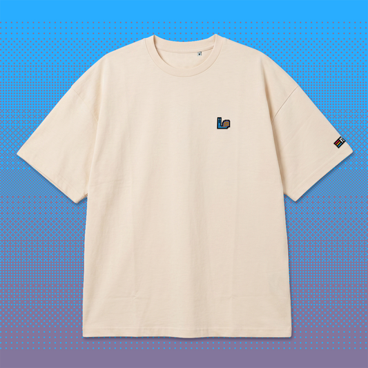 Pixel Schnecke – Besticktes Bio Oversized T-Shirt // No. 024