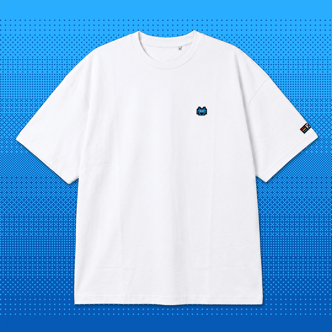 Pixel Alien Blau – Besticktes Bio Oversized T-Shirt // No. 022