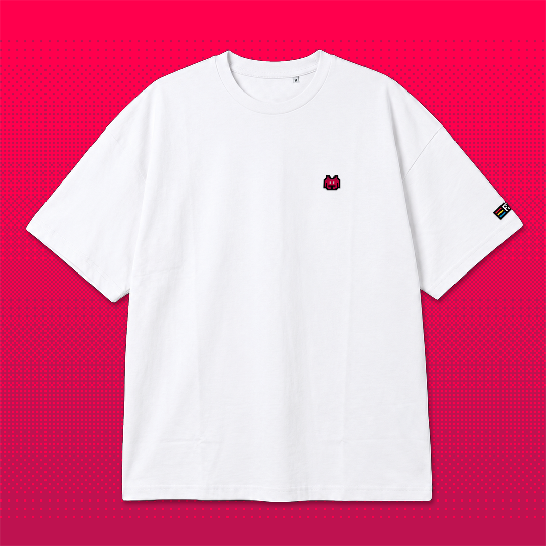Pixel Alien Rot – Besticktes Bio Oversized T-Shirt // No. 022