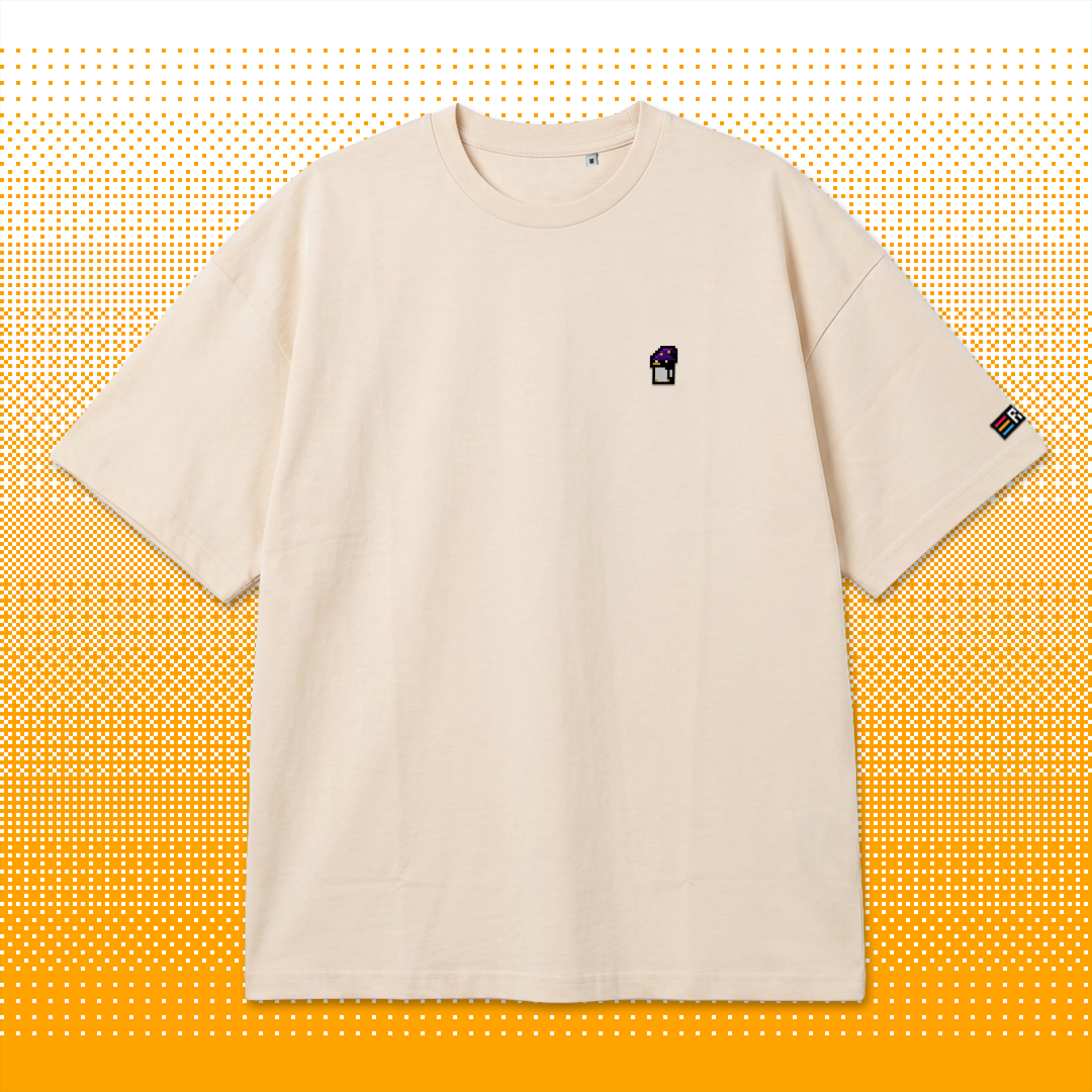 Pixel Pinguin Mit Zauberhut – Besticktes Bio Oversized T-Shirt // No. 013