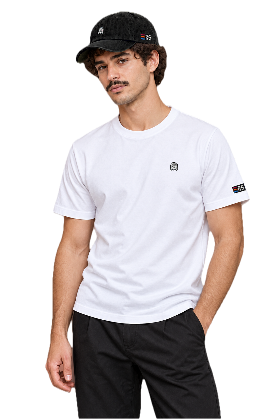 Pixel Geist – Bestickte Cord Cap · Schwarz · Model Mann