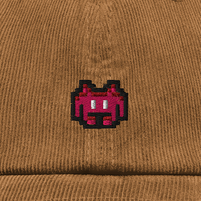 Pixel Alien Rot – Bestickte Cord Cap · Braun · Stick