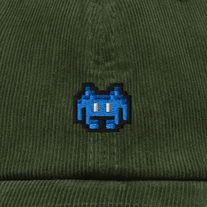 Pixel Alien Blau – Bestickte Cord Cap · Grün · Stick
