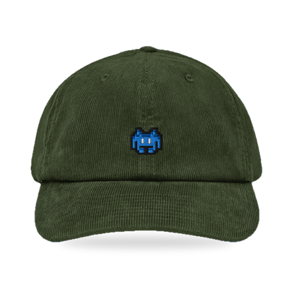 Pixel Alien Blau – Bestickte Cord Cap · Grün · front