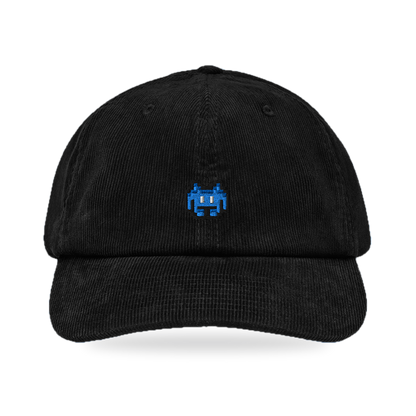 Pixel Alien Blau – Bestickte Cord Cap · Schwarz · front