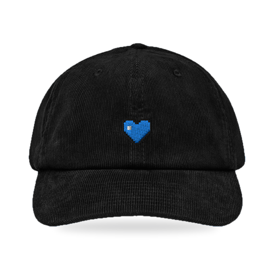 Pixel Herz Blau – Bestickte Cord Cap · Schwarz · front
