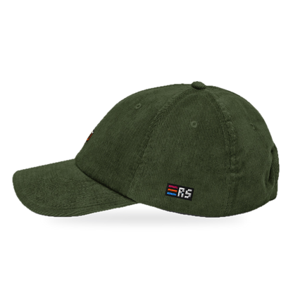 Pixel Bier – Bestickte Cord Cap · Grün · Seite · freigestellt