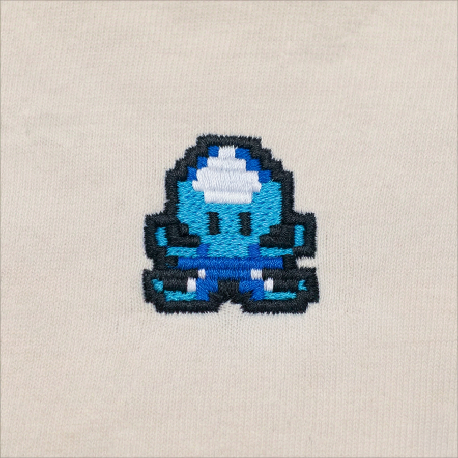 Pixel Krake – Bestickter Bio Hoodie · Beige · Stick-Close-up