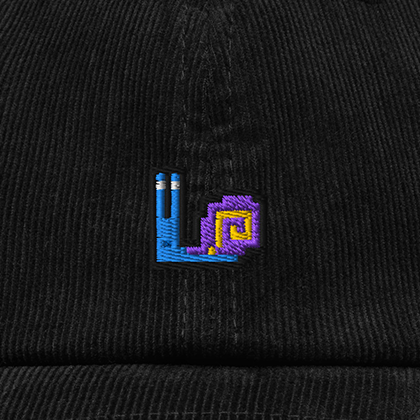 Pixel Schnecke – Bestickte Cord Cap · Schwarz · Stick