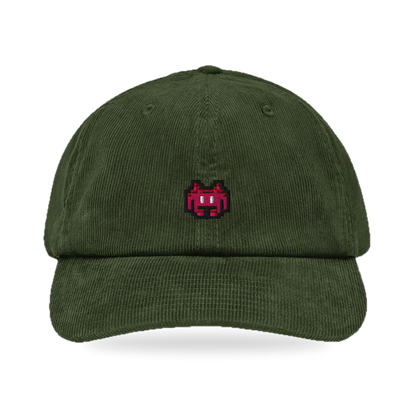 Pixel Alien Rot – Bestickte Cord Cap · Grün · front