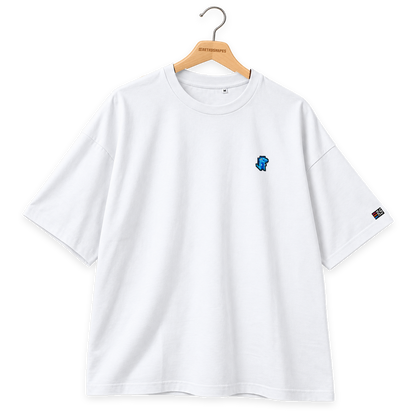 Pixel Dino Blau – Besticktes Bio Oversized T-Shirt · Weiß · Bügel B · Bügel V5