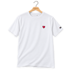 Pixel Herz – Besticktes Bio T-Shirt