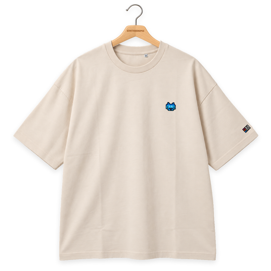 Pixel Alien Blau – Besticktes Bio Oversized T-Shirt · Beige · Bügel A · Bügel V5