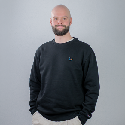 Pixel Schnecke – Bestickter Bio Pullover // No. 024