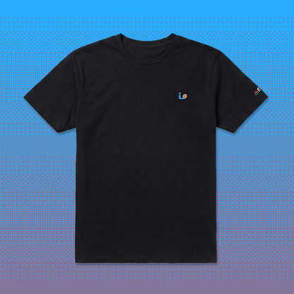 Pixel Schnecke – Besticktes Bio T-Shirt // No. 024